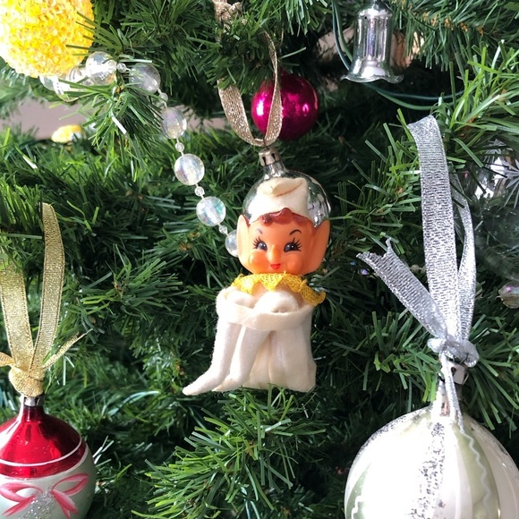 Vintage Elf Knee Hugger Christmas Decor - Picture 4 of 10